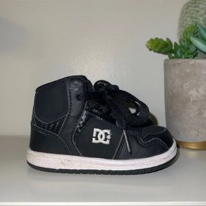 DC Shoes Toddler High Tops | Size 5C